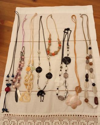 Lotto di collane 