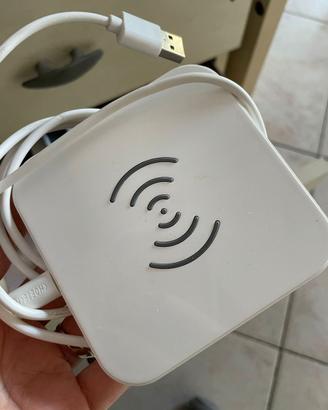 base ricarica smartphone