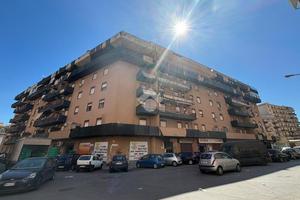 3 LOCALI A PALERMO