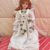 Bambola di porcellana 