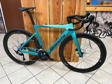 Bianchi E-OLTRE tg 53 NEW Shimano 105 2x12