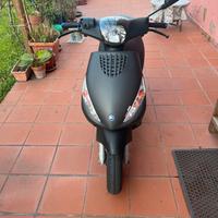 piaggio zip 50 4t