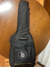 N. 2 custodie per chitarra acustica