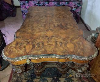 Tavolo stile Genovese