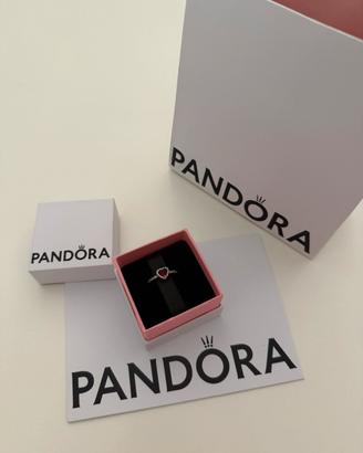 Anello Pandora in Argento 925 con cuore rosso