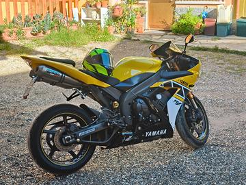 Yamaha R1