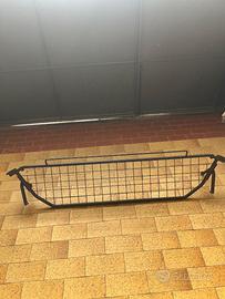 Griglia divisoria per auto