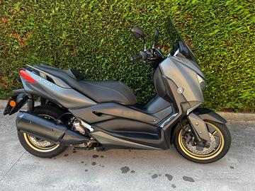 Yamaha XMax 300