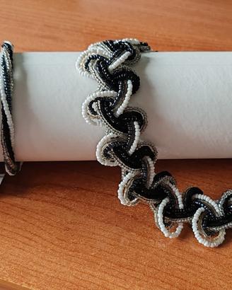 Collana e bracciale serpente in perline di vetro