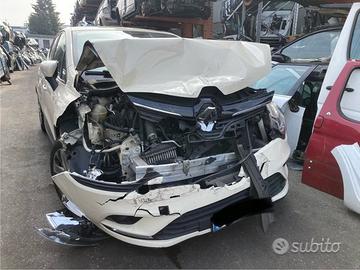 PORTA RENAULT CLIO 2016