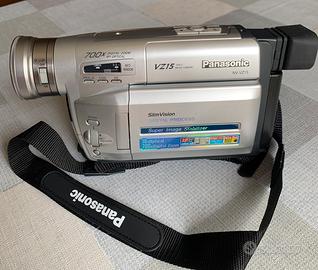 Videocamera “Panasonic 770 x digital zoom” anni’90