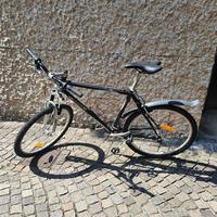 Bicicletta mtb trekking