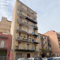 3 LOCALI A PALERMO