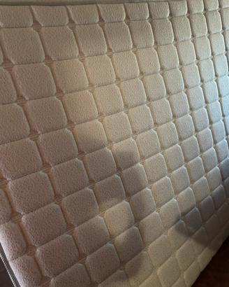 Materasso matrimoniale memory foam