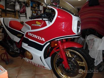 Honda CB 1100 R 1982/ honda cb 900F
