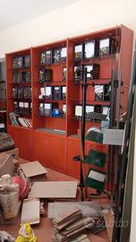 Mobili color ciliegio