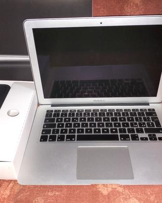 macbook air 2012 uso ricambi leggere bene