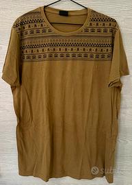 T-shirt marrone con stampa Fishbone