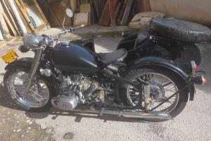 splendido sidecar Chang Jiang 750,