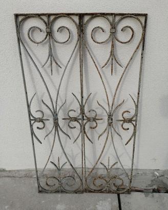 Coppia Inferriate ferro battuto pannelli decoro