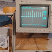 Tektronix TDS410A