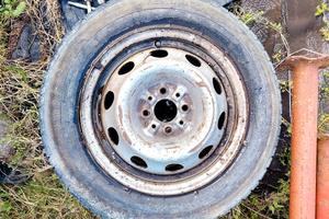 4 gomme 175/70 R14 C 2 estive 2 4 stagioni +cerchi