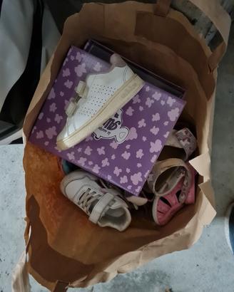 AAffare.. vari sacchi  vestitini e scarpe bambina