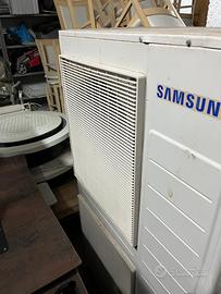 Climatizzatore SAMSUNG mod. AM100KXMDGH