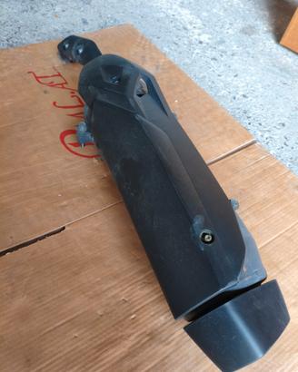 Scarico originale Yamaha Xmax 400