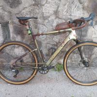 gravel carbonio Cannondale Topstone Lefty M full