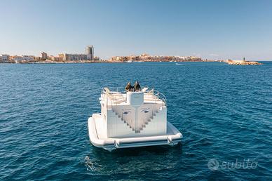 Hous boat