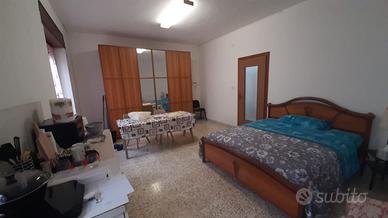 Monolocale in villino al centro città