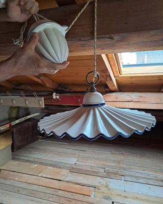Lampadario in porcellana di Bassano del Grappa