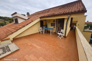 Appartamento mansardato in villa castelnuovo roma