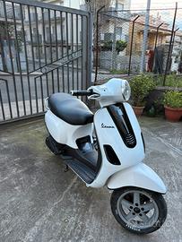Vespa lx