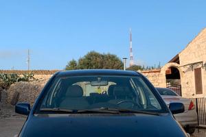 Toyota Yaris 1.0i 16V cat 5 porte Expo Cli 12 CV