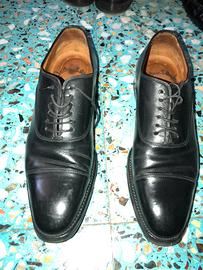 Stringate Santoni pari al nuovo