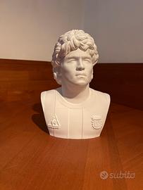 Busto Maradona