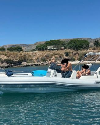 Marlin boat top 23 FB
