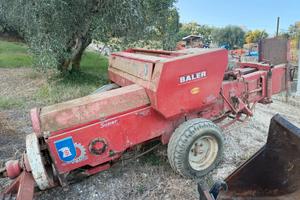 Pressa Italo Svizzera per trattore