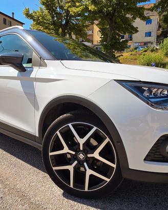 SEAT Arona 1.0 TGI Metano FR - 46.000 km