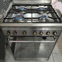 cucina Smeg inox ventilato pari al NUOVO 