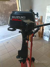 Fuoribordo Suzuki 6 CV 4 tempi