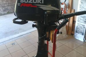 Fuoribordo Suzuki 6 CV 4 tempi