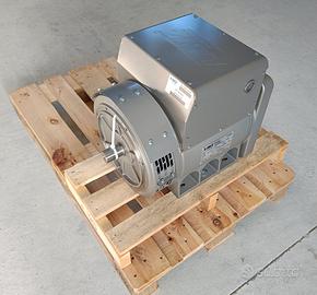 ALTERNATORE 25 KVA TRIFASE CON ATTACCO ESTERNO