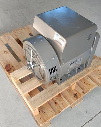 ALTERNATORE 25 KVA TRIFASE CON ATTACCO ESTERNO