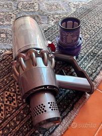 Dyson v11 + accessori