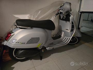 vespa gts super sport 300 tech