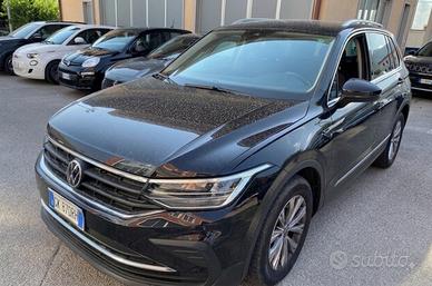 Volkswagen Tiguan automatico