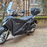 Coprigambe originale Piaggio Medley MY25 - NUOVO